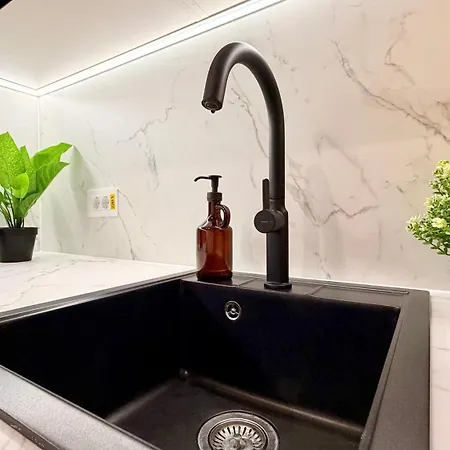 Apartment One Club - Exclusive 1brs In North