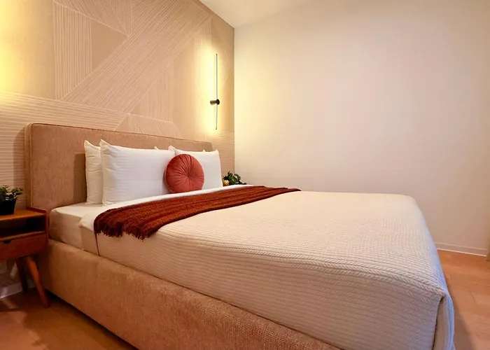Apartment One Club - Exclusive 1brs In North Bucharest