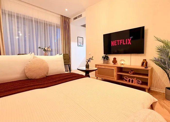 Apartment One Club - Exclusive 1brs In North *
